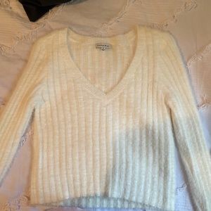 Hooked Up Sweater - Medium - Off white
